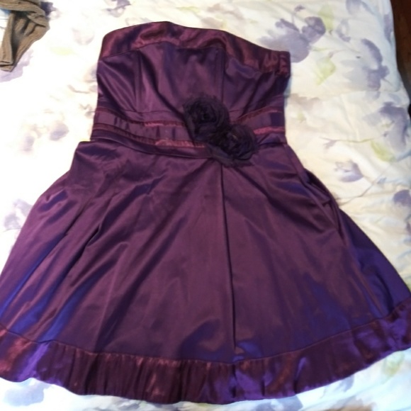 Prom - Picture 3 of 3